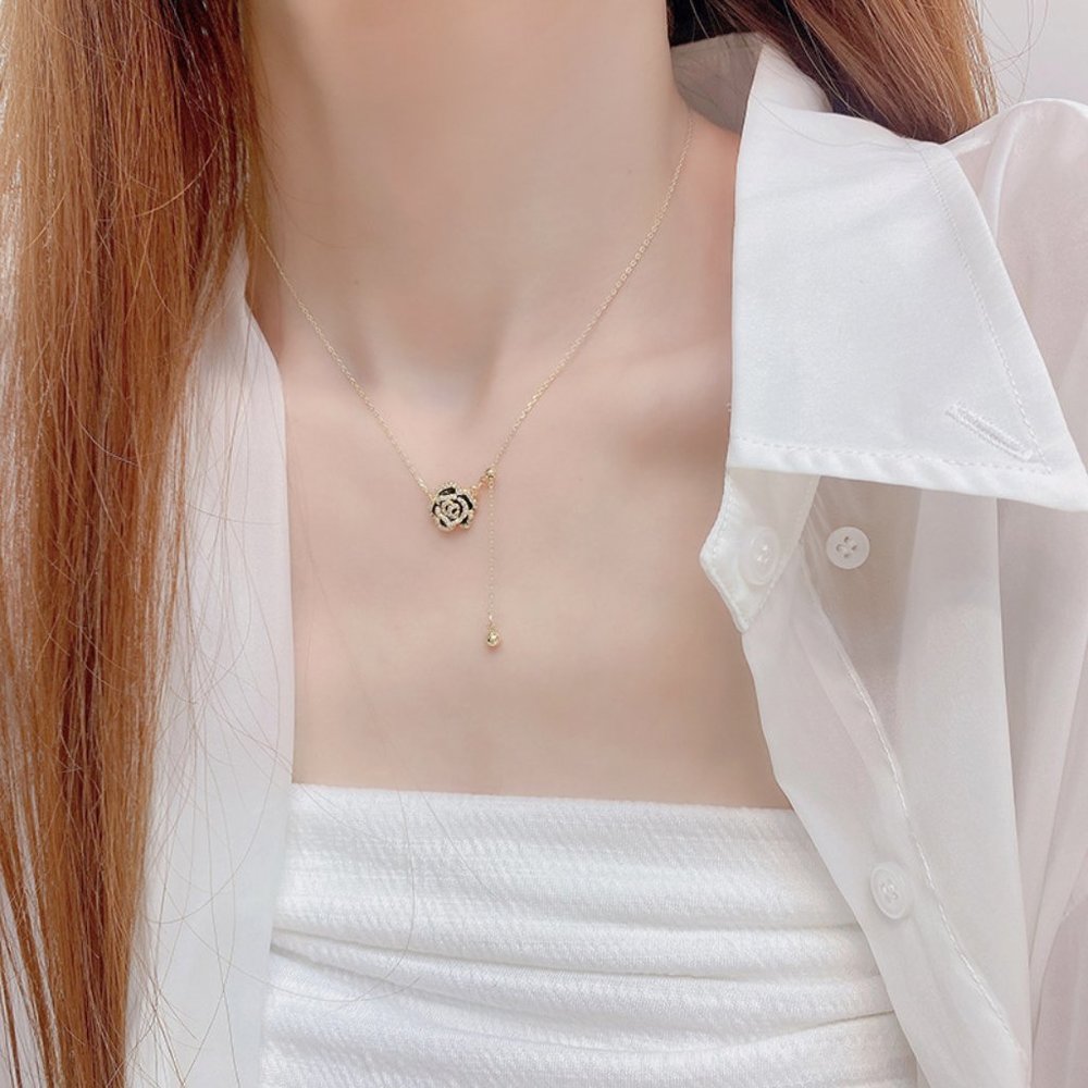 NEW 14K Gold Plated Diamond Camelia Necklace - Picture 3 of 8